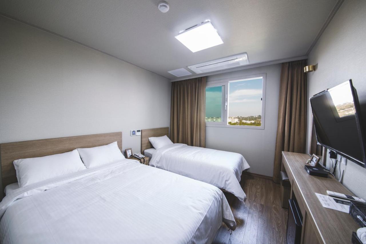 Nice Hotel Чеджудо Экстерьер фото