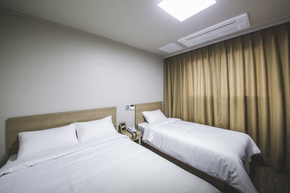 Nice Hotel Чеджудо Экстерьер фото